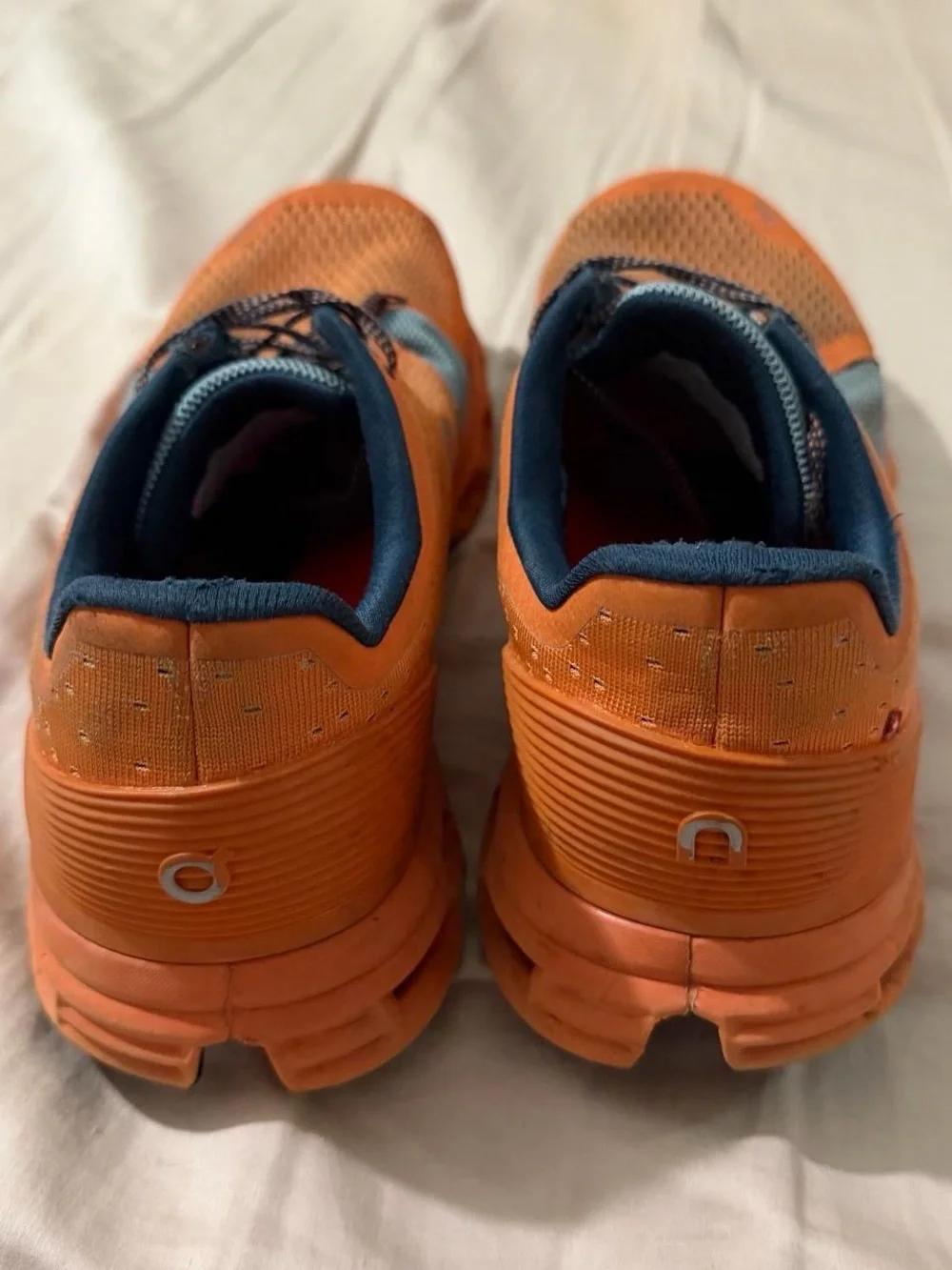 Men’s On Cloudstratus Orange Running Shoes Size 10.5